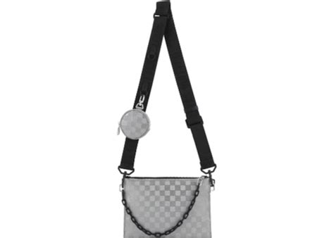 Louis Vuitton Trio Pouch Glitter Silver 